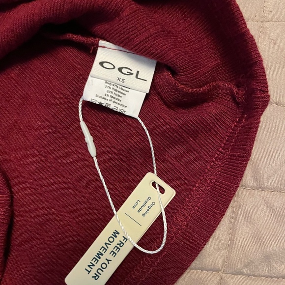 NWT - OGL Wide Rib Scoop Brami Tank - Deep Red - Picture 4 of 4